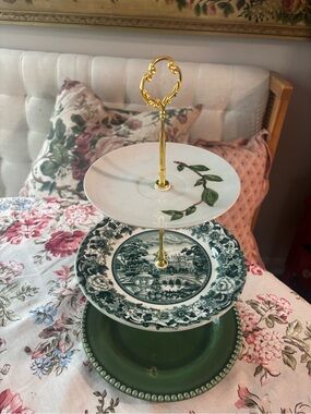 Three-Tier Green and White Ceramic Server - Elegant Home Dining Display